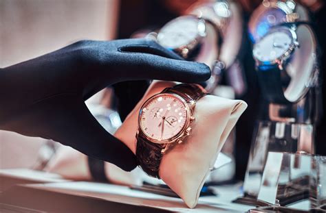 selling luxury watches online